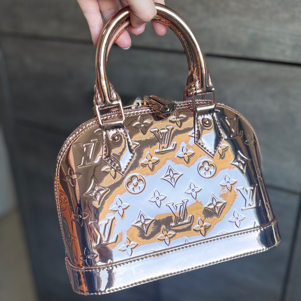 🦄Limited Edition Louis Vuitton Miroir Copper Rose Gold Alma BB Crossbody🦄 - Picture 2 of 10